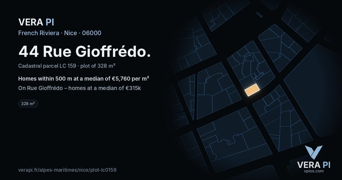 44 Rue Gioffrédo, Nice at night – the plot lit, the parcels around coloured by the prices near them