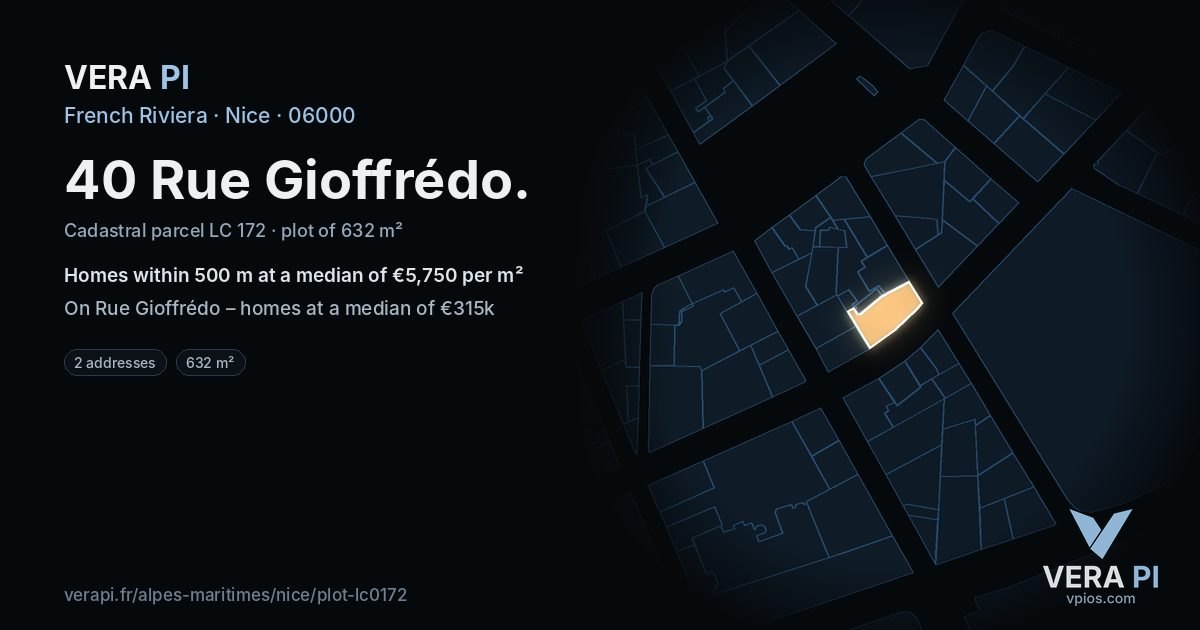 40 Rue Gioffrédo, Nice at night – the plot lit, the parcels around coloured by the prices near them