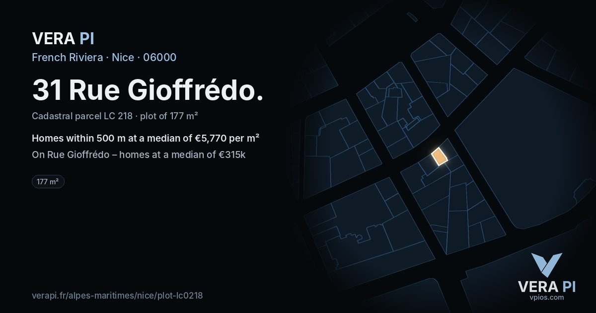 31 Rue Gioffrédo, Nice at night – the plot lit, the parcels around coloured by the prices near them