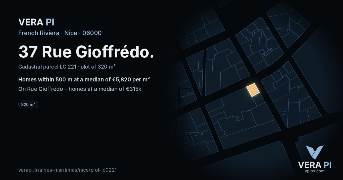 37 Rue Gioffrédo, Nice at night – the plot lit, the parcels around coloured by the prices near them