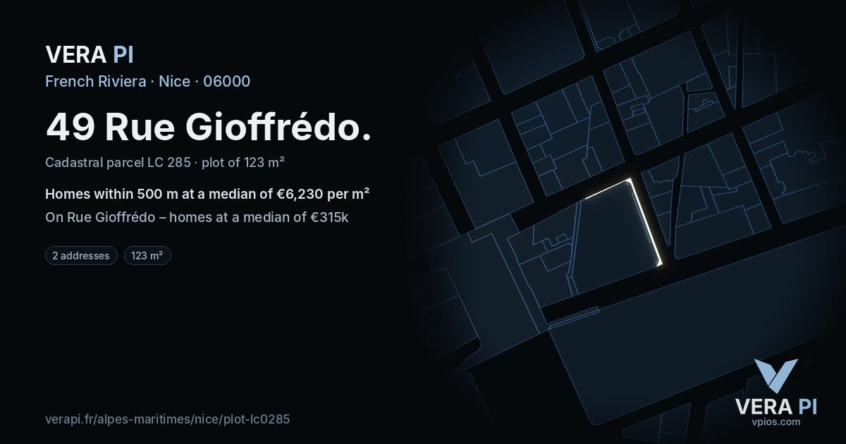 49 Rue Gioffrédo, Nice at night – the plot lit, the parcels around coloured by the prices near them