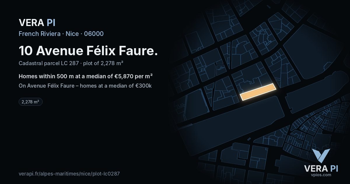10 Avenue Félix Faure, Nice at night – the plot lit, the parcels around coloured by the prices near them