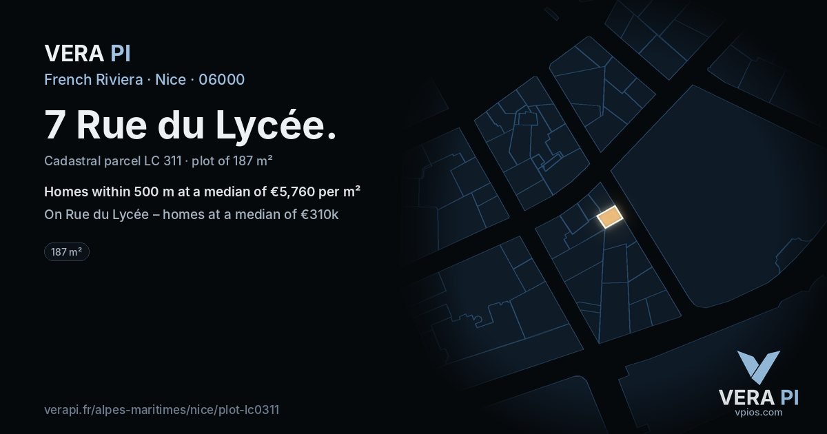 7 Rue du Lycée, Nice at night – the plot lit, the parcels around coloured by the prices near them