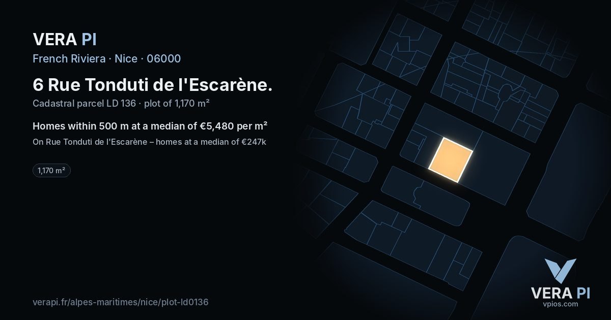 6 Rue Tonduti de l'Escarène, Nice at night – the plot lit, the parcels around coloured by the prices near them
