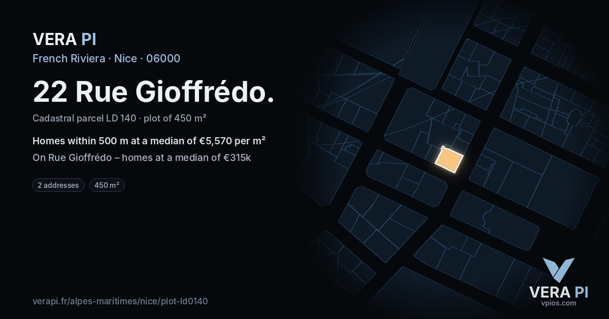 22 Rue Gioffrédo, Nice at night – the plot lit, the parcels around coloured by the prices near them