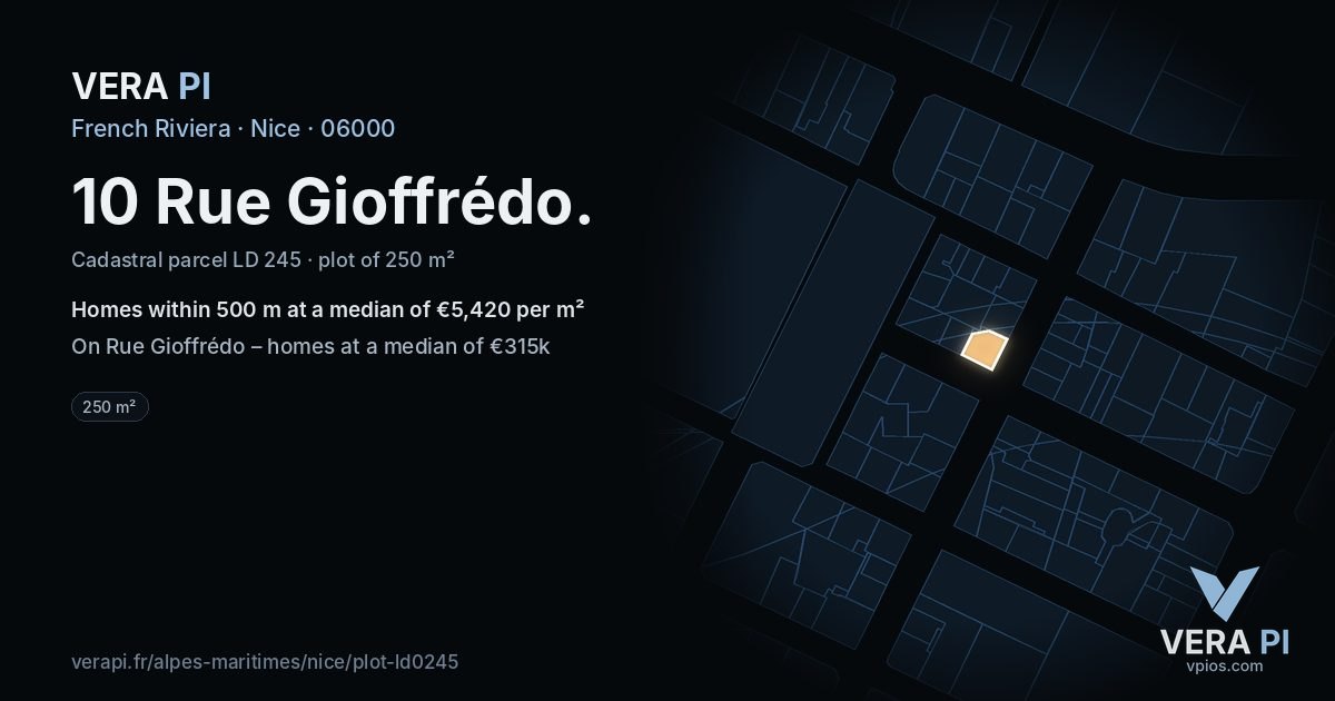 10 Rue Gioffrédo, Nice at night – the plot lit, the parcels around coloured by the prices near them