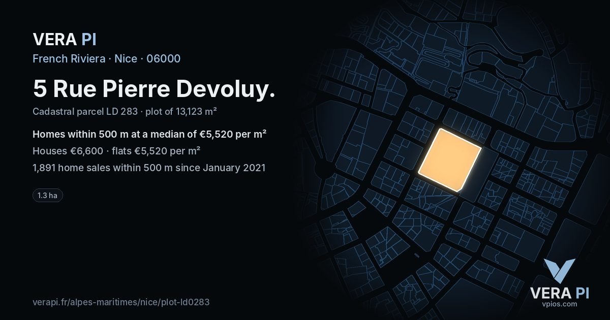 5 Rue Pierre Devoluy, Nice at night – the plot lit, the parcels around coloured by the prices near them