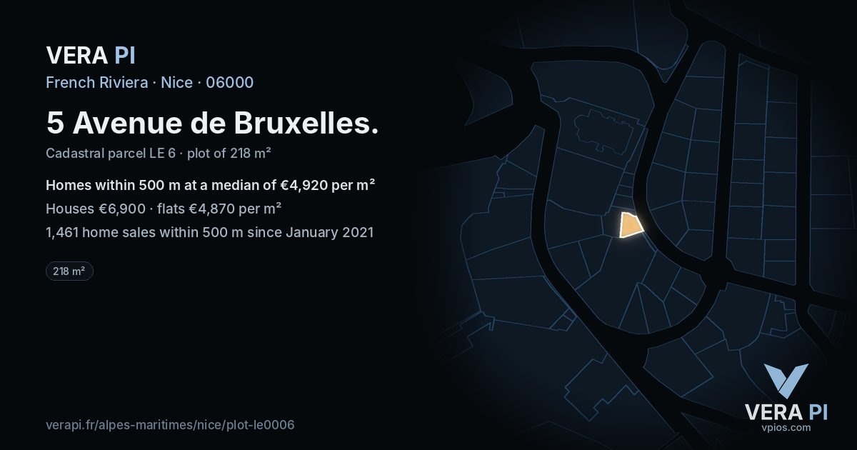 5 Avenue de Bruxelles, Nice at night – the plot lit, the parcels around coloured by the prices near them