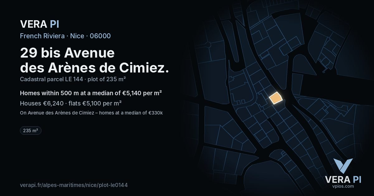29 bis Avenue des Arènes de Cimiez, Nice at night – the plot lit, the parcels around coloured by the prices near them