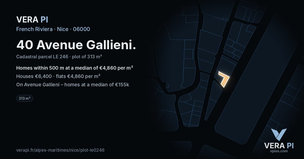 40 Avenue Gallieni, Nice at night – the plot lit, the parcels around coloured by the prices near them