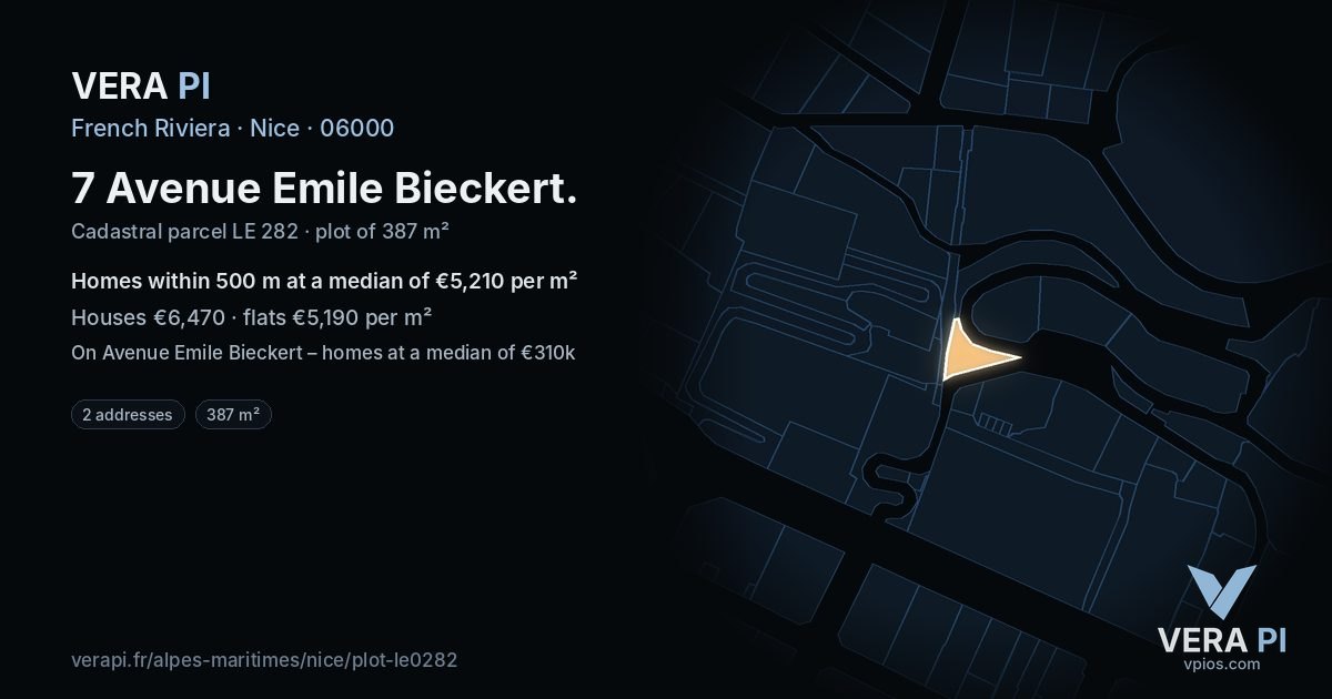 7 Avenue Emile Bieckert, Nice at night – the plot lit, the parcels around coloured by the prices near them