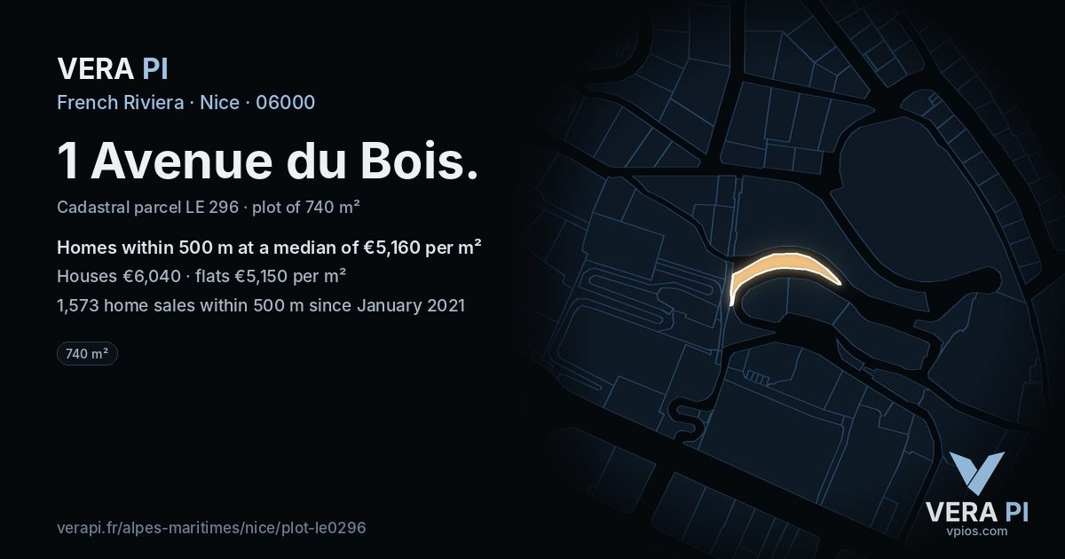 1 Avenue du Bois, Nice at night – the plot lit, the parcels around coloured by the prices near them