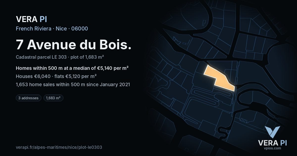 7 Avenue du Bois, Nice at night – the plot lit, the parcels around coloured by the prices near them
