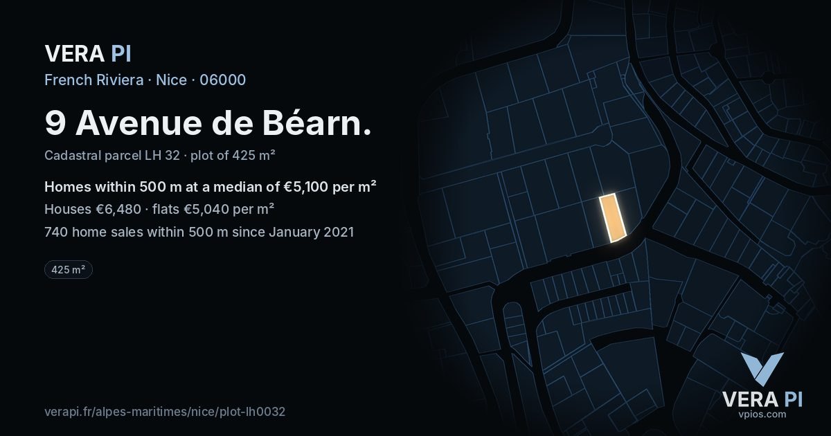 9 Avenue de Béarn, Nice at night – the plot lit, the parcels around coloured by the prices near them