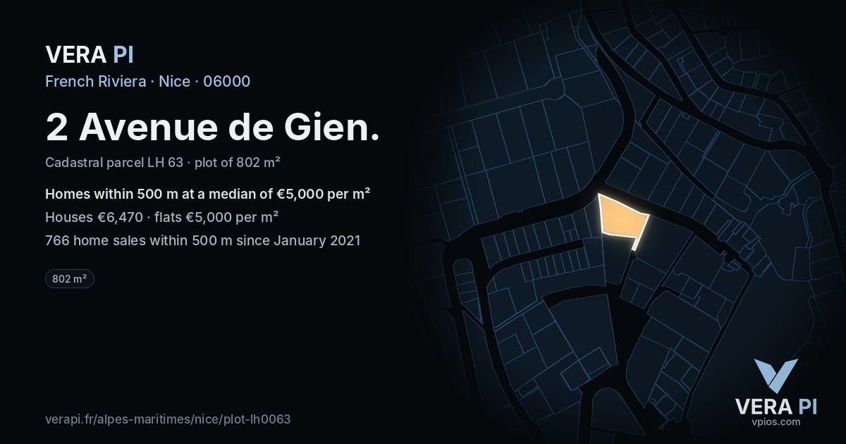 2 Avenue de Gien, Nice at night – the plot lit, the parcels around coloured by the prices near them