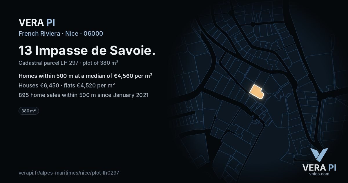 13 Impasse de Savoie, Nice at night – the plot lit, the parcels around coloured by the prices near them