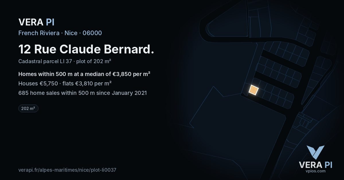 12 Rue Claude Bernard, Nice at night – the plot lit, the parcels around coloured by the prices near them