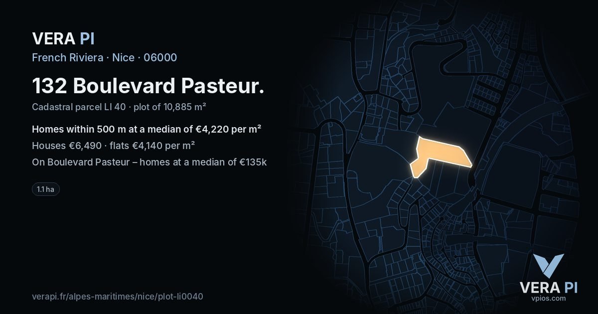 132 Boulevard Pasteur, Nice at night – the plot lit, the parcels around coloured by the prices near them