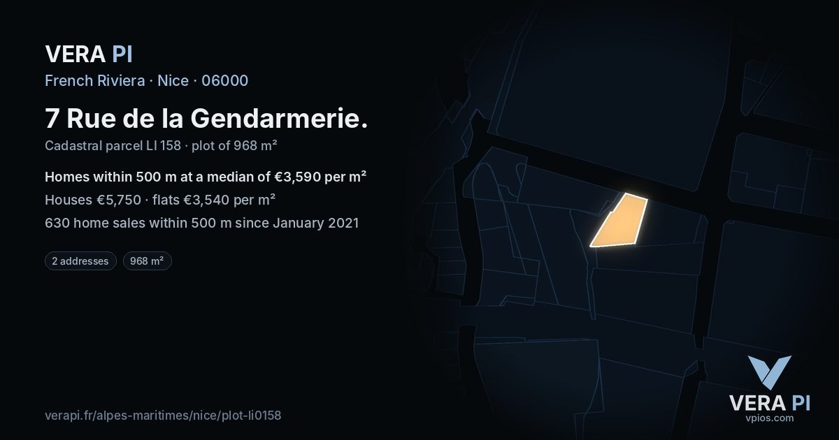 7 Rue de la Gendarmerie, Nice at night – the plot lit, the parcels around coloured by the prices near them