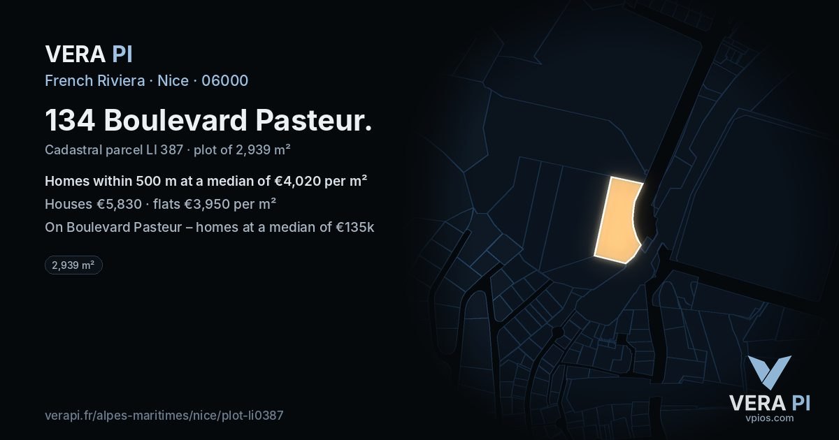 134 Boulevard Pasteur, Nice at night – the plot lit, the parcels around coloured by the prices near them