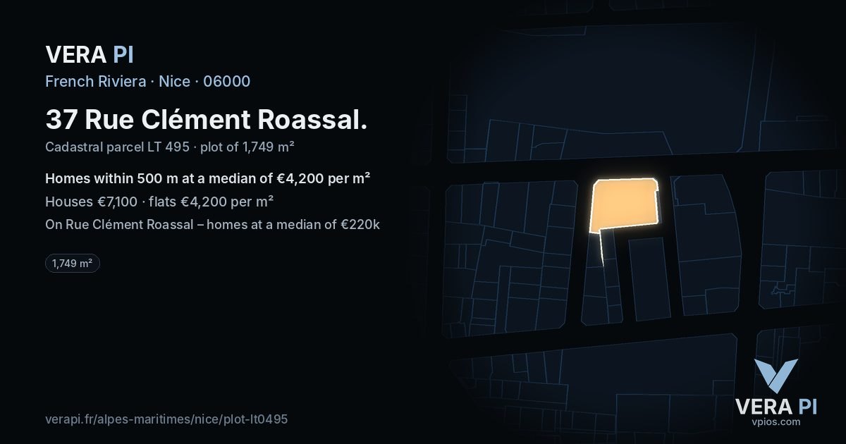 37 Rue Clément Roassal, Nice at night – the plot lit, the parcels around coloured by the prices near them
