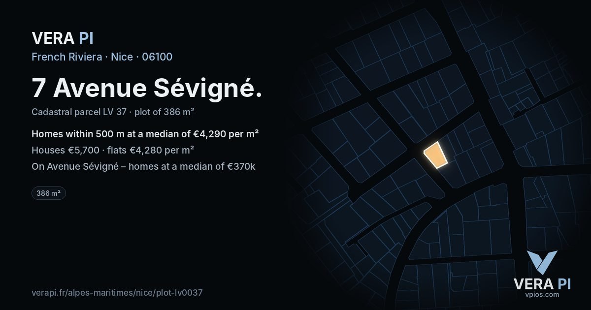 7 Avenue Sévigné, Nice at night – the plot lit, the parcels around coloured by the prices near them