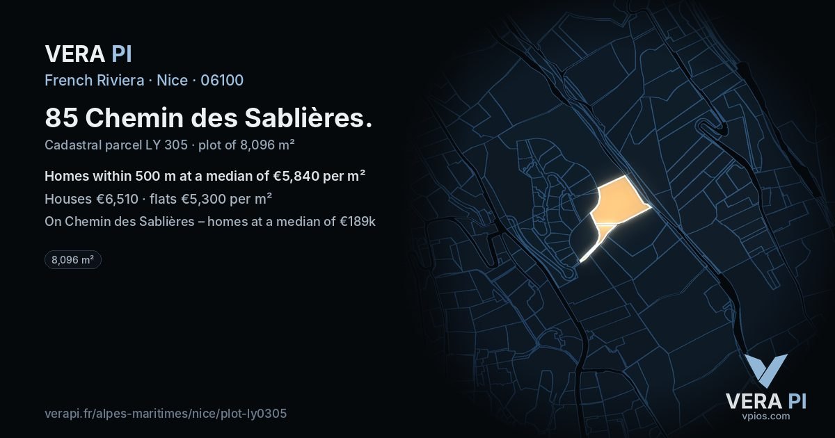 85 Chemin des Sablières, Nice at night – the plot lit, the parcels around coloured by the prices near them