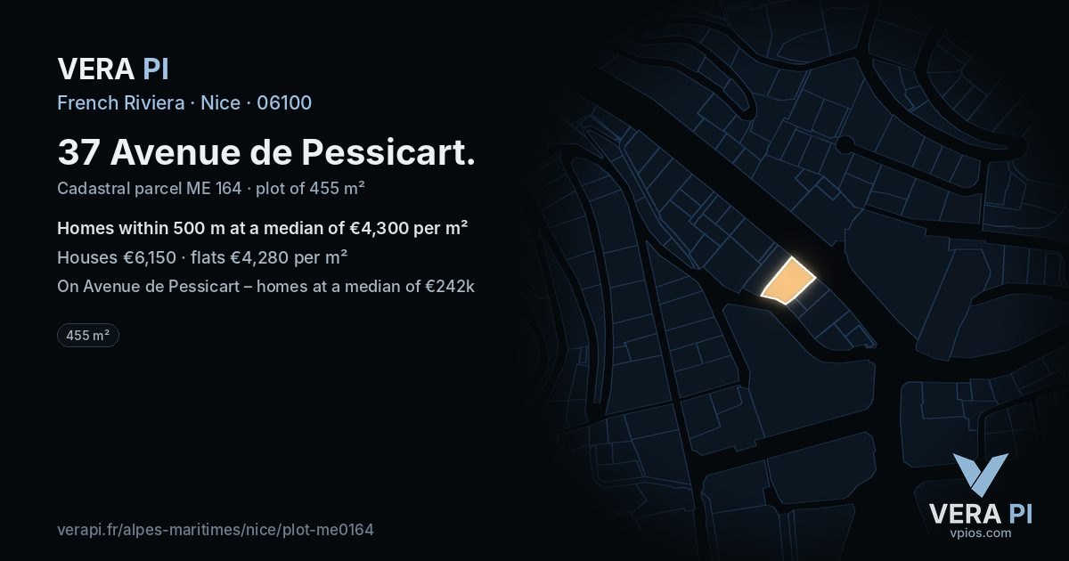 37 Avenue de Pessicart, Nice at night – the plot lit, the parcels around coloured by the prices near them