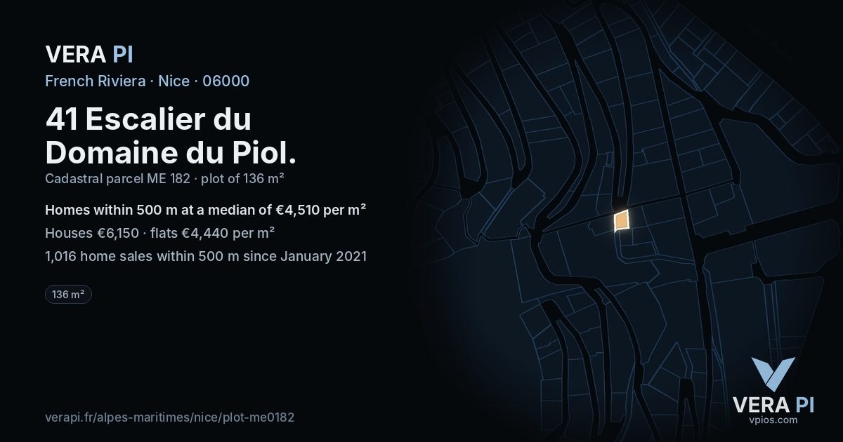 41 Escalier du Domaine du Piol, Nice at night – the plot lit, the parcels around coloured by the prices near them