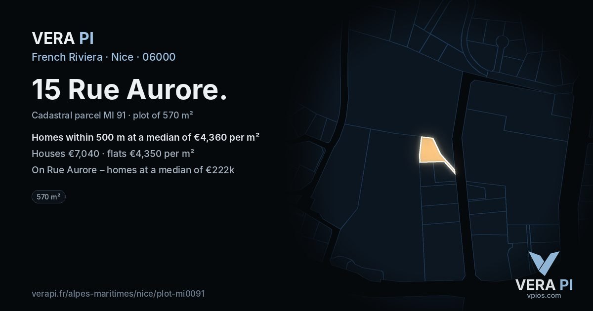 15 Rue Aurore, Nice at night – the plot lit, the parcels around coloured by the prices near them