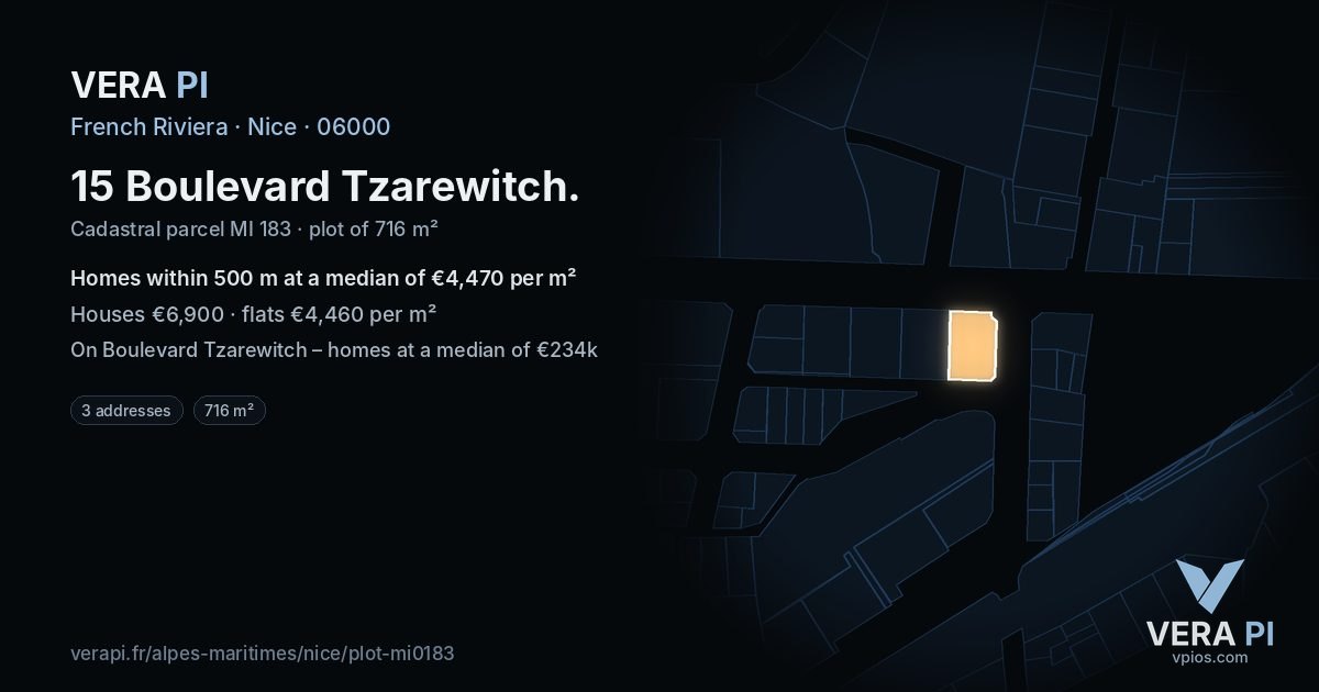 15 Boulevard Tzarewitch, Nice at night – the plot lit, the parcels around coloured by the prices near them