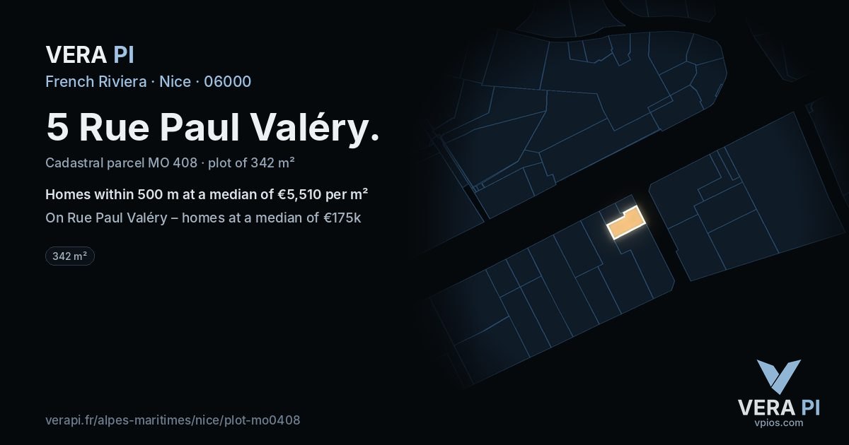 5 Rue Paul Valéry, Nice at night – the plot lit, the parcels around coloured by the prices near them