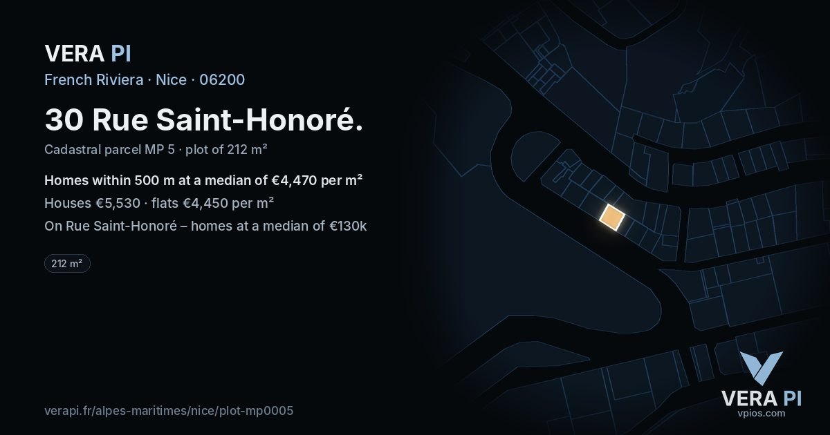 30 Rue Saint-Honoré, Nice at night – the plot lit, the parcels around coloured by the prices near them