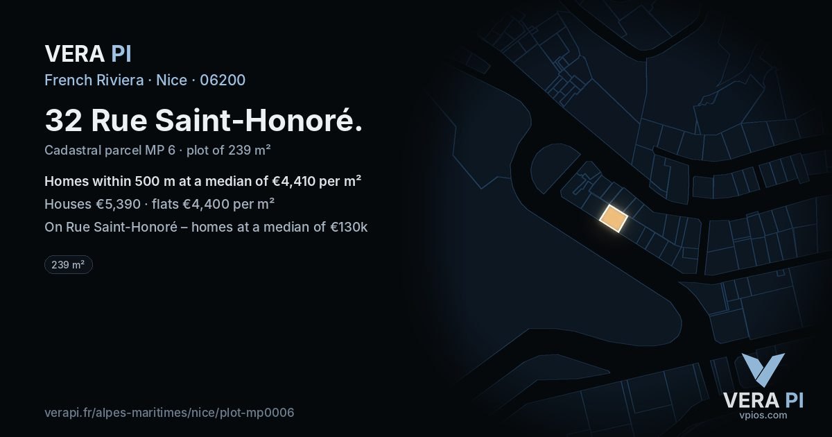 32 Rue Saint-Honoré, Nice at night – the plot lit, the parcels around coloured by the prices near them