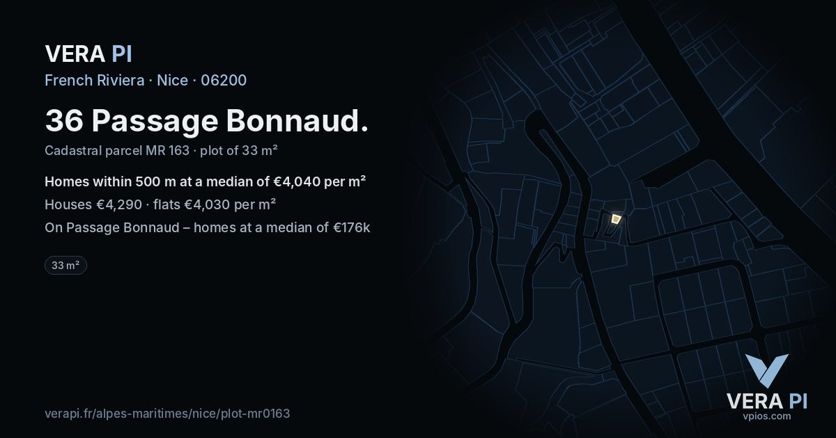 36 Passage Bonnaud, Nice at night – the plot lit, the parcels around coloured by the prices near them