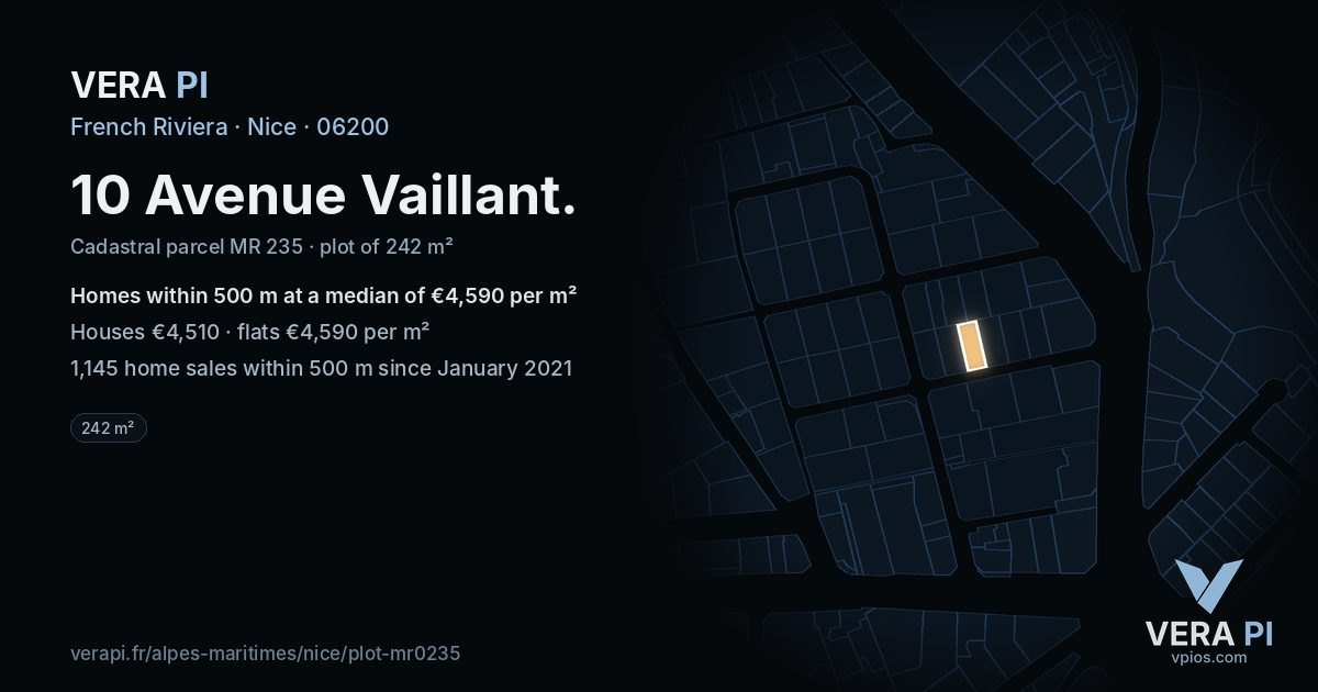 10 Avenue Vaillant, Nice at night – the plot lit, the parcels around coloured by the prices near them