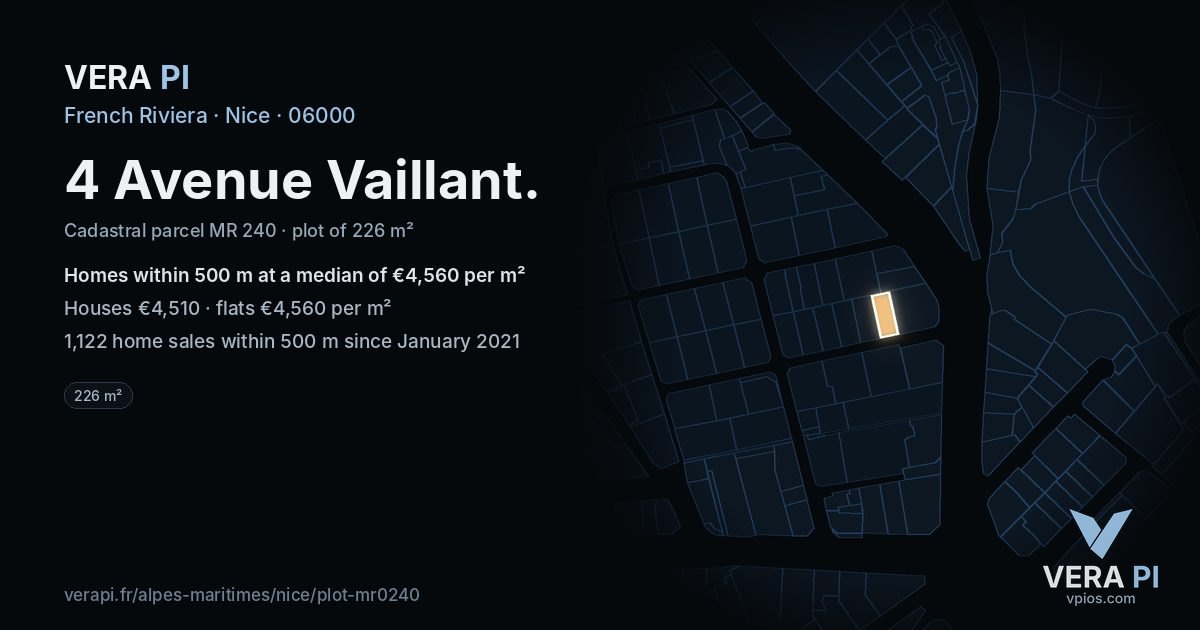 4 Avenue Vaillant, Nice at night – the plot lit, the parcels around coloured by the prices near them