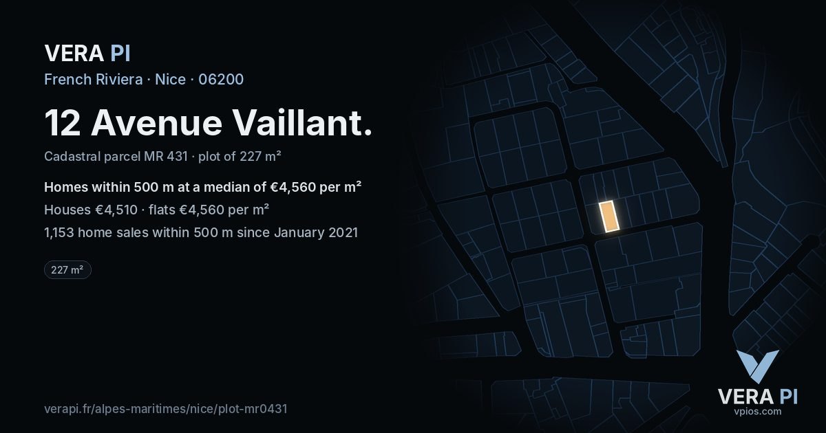 12 Avenue Vaillant, Nice at night – the plot lit, the parcels around coloured by the prices near them