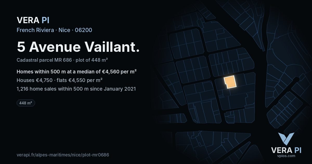 5 Avenue Vaillant, Nice at night – the plot lit, the parcels around coloured by the prices near them