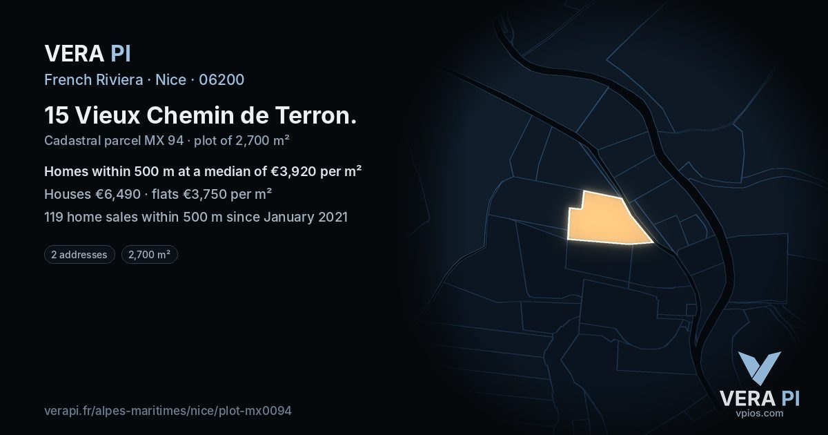 15 Vieux Chemin de Terron, Nice at night – the plot lit, the parcels around coloured by the prices near them