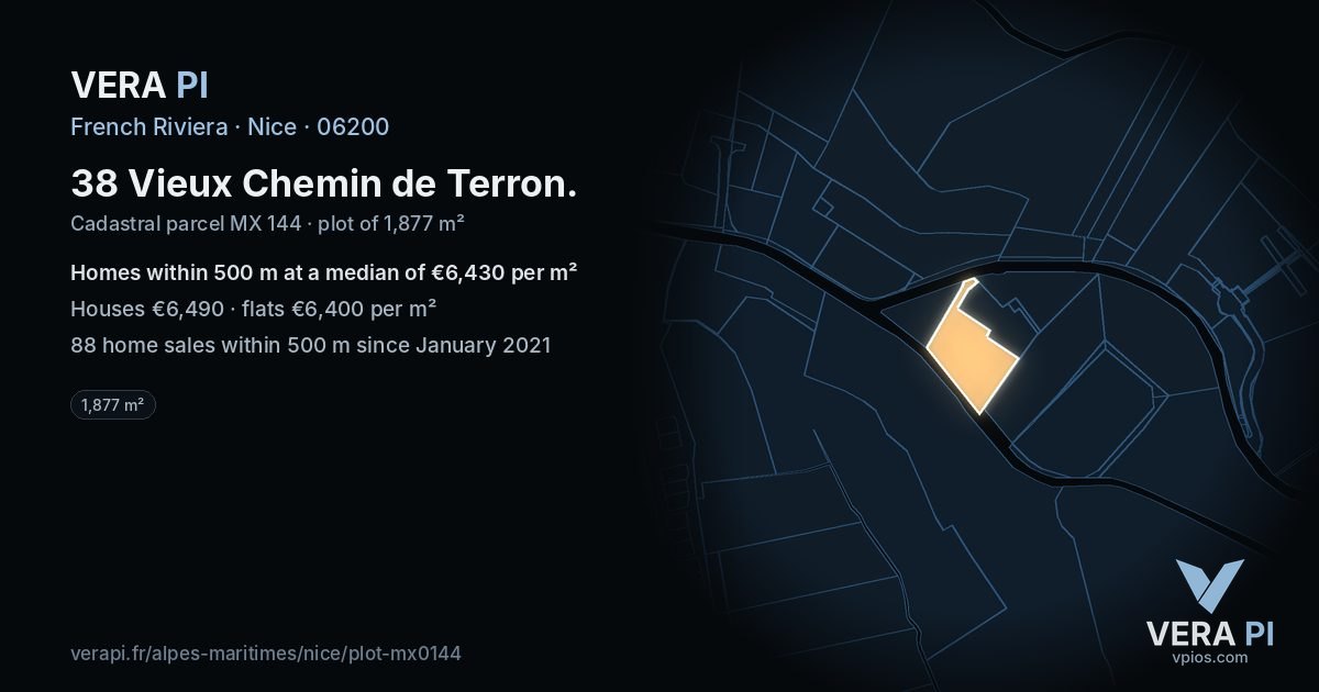 38 Vieux Chemin de Terron, Nice at night – the plot lit, the parcels around coloured by the prices near them