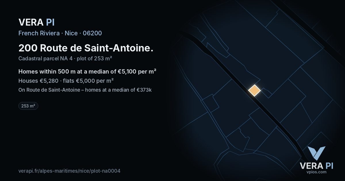 200 Route de Saint-Antoine, Nice at night – the plot lit, the parcels around coloured by the prices near them