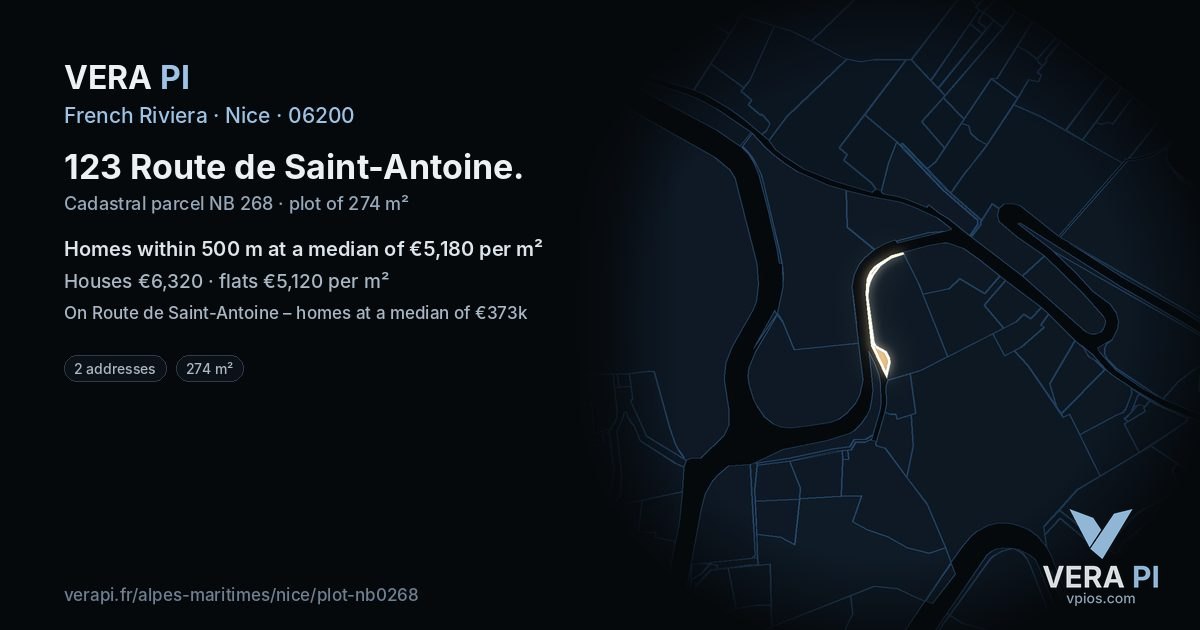 123 Route de Saint-Antoine, Nice at night – the plot lit, the parcels around coloured by the prices near them