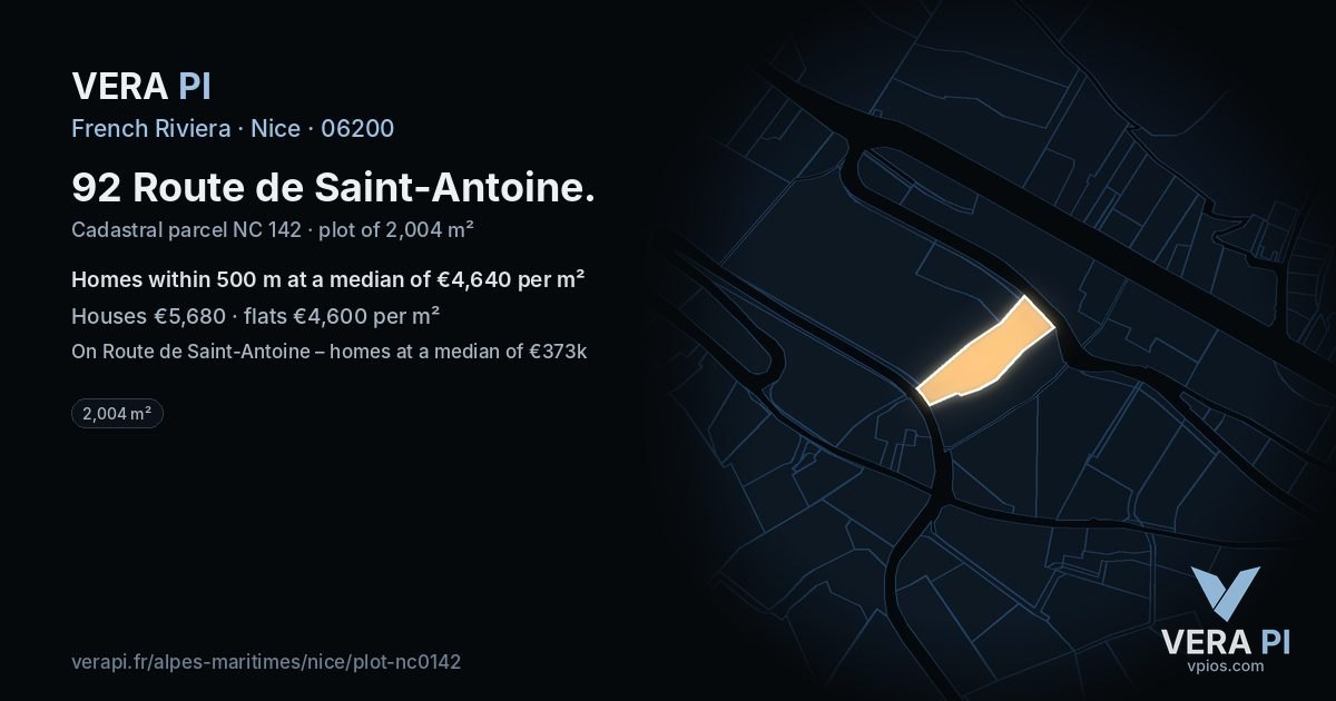 92 Route de Saint-Antoine, Nice at night – the plot lit, the parcels around coloured by the prices near them