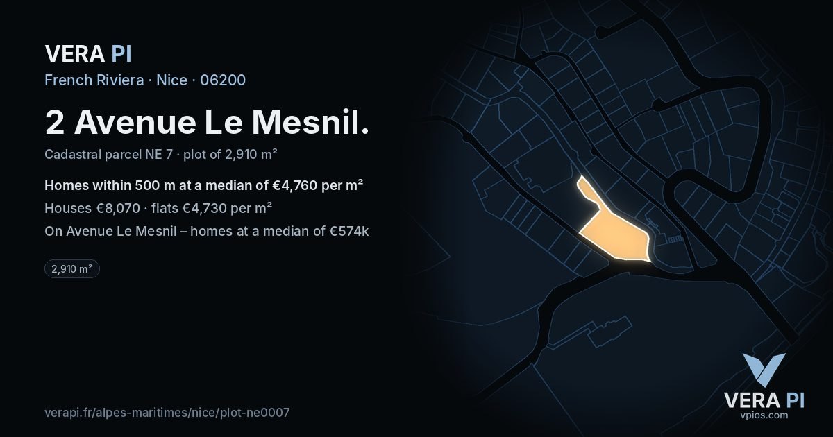 2 Avenue Le Mesnil, Nice at night – the plot lit, the parcels around coloured by the prices near them