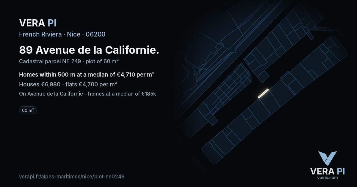 89 Avenue de la Californie, Nice at night – the plot lit, the parcels around coloured by the prices near them