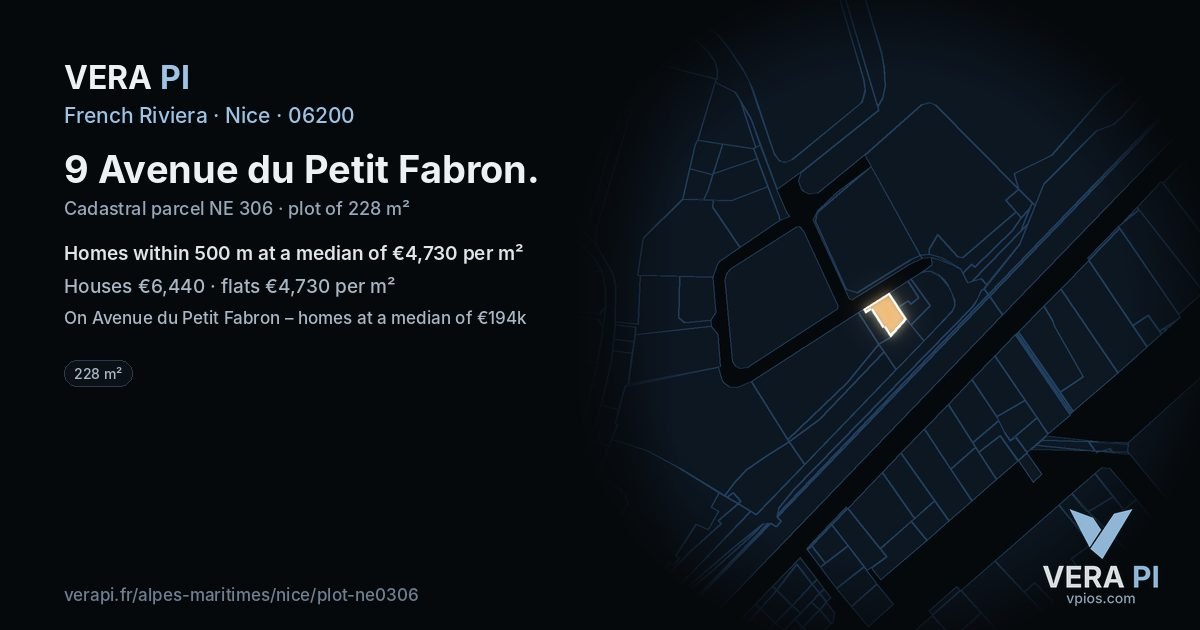 9 Avenue du Petit Fabron, Nice at night – the plot lit, the parcels around coloured by the prices near them