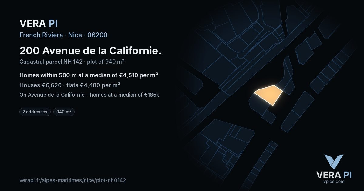 200 Avenue de la Californie, Nice at night – the plot lit, the parcels around coloured by the prices near them