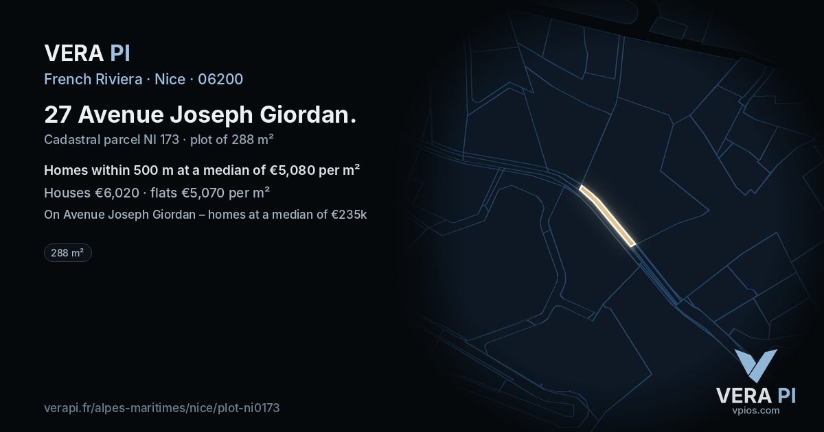 27 Avenue Joseph Giordan, Nice at night – the plot lit, the parcels around coloured by the prices near them
