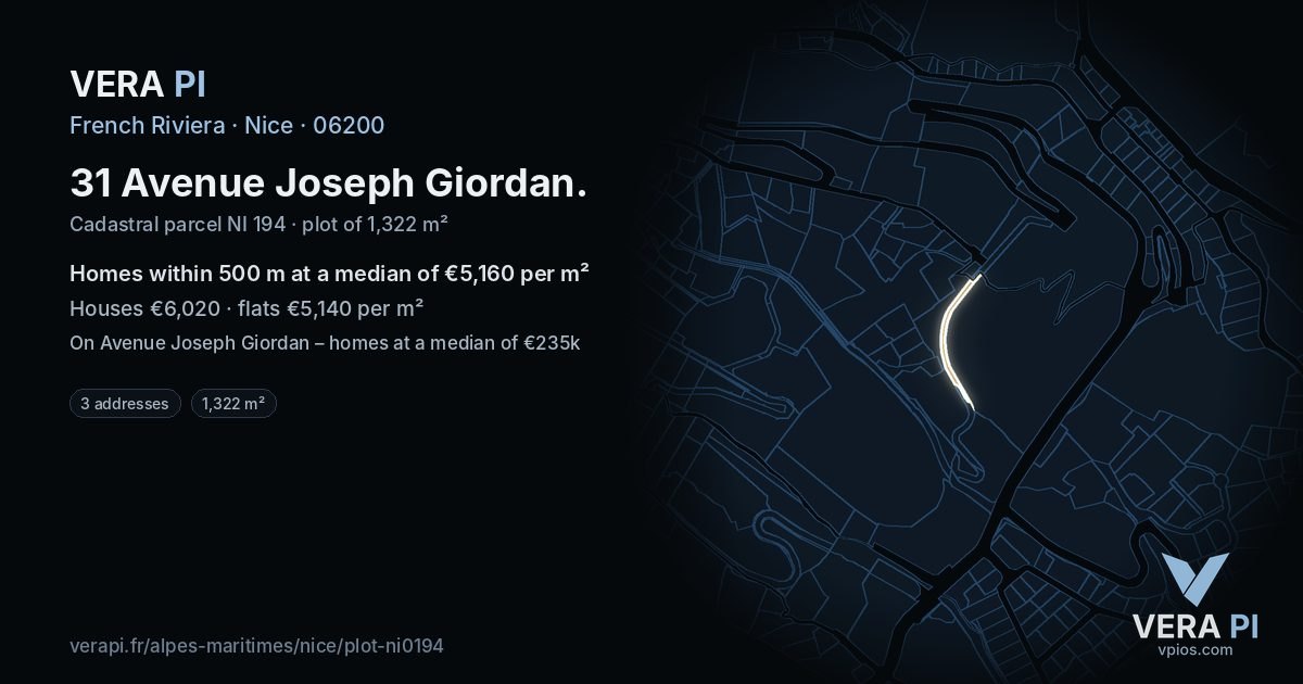 31 Avenue Joseph Giordan, Nice at night – the plot lit, the parcels around coloured by the prices near them
